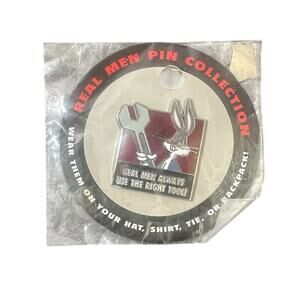Looney Tunes Real Men Pin Bugs Bunny